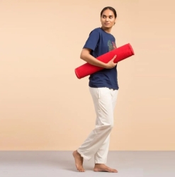 Хлопковый коврик для йоги с резиновой спинкой - красный.